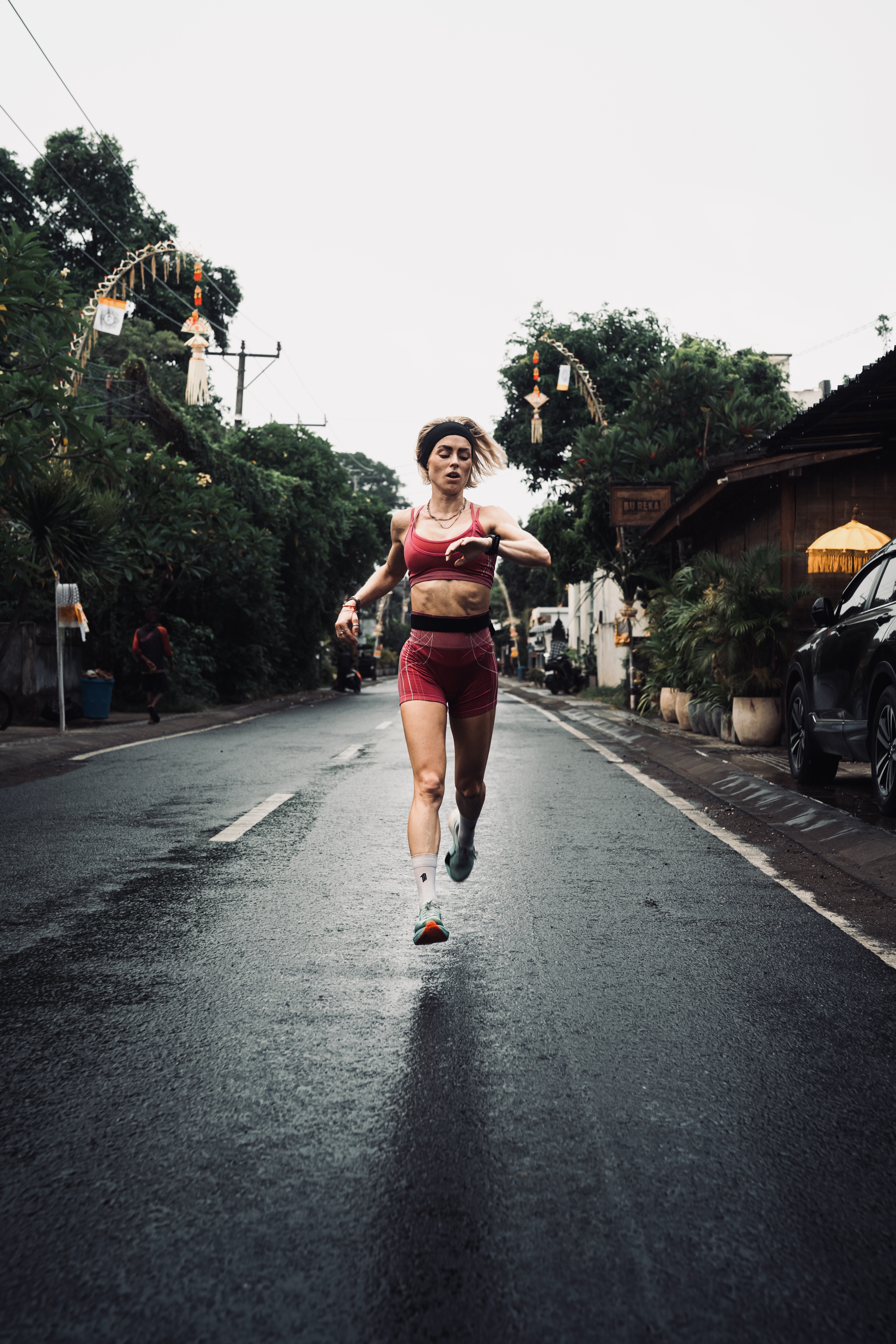 Eilidh Sutherland running